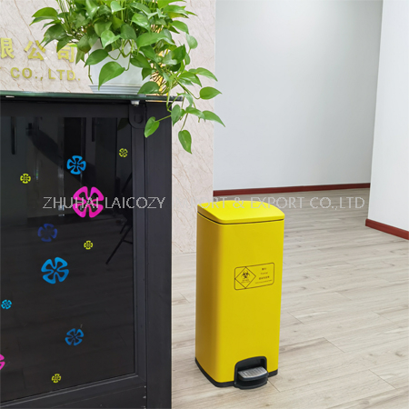 Hospital 30L Yellow Stainless Medical Waste Used Mask Pedal Dust Bin 