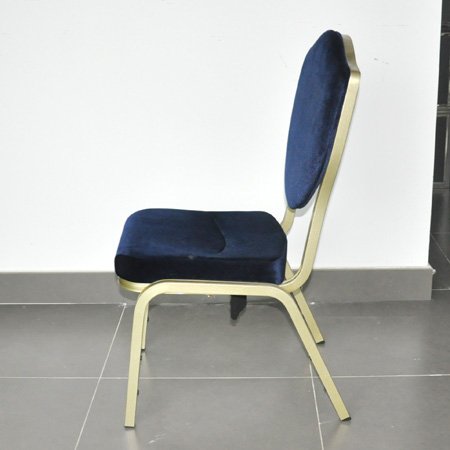 aluminium banquet chair in gold oil painting
